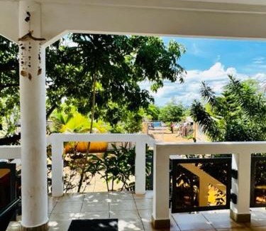 Antsiranana Villa | Villa baobab