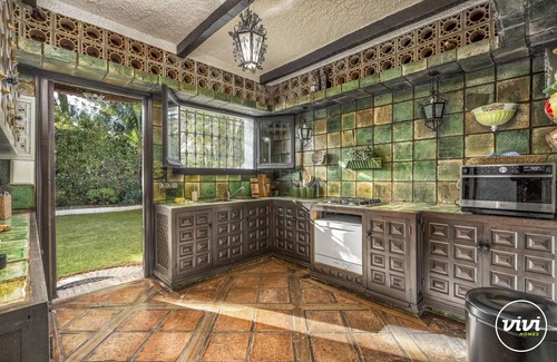 Urbanizacion Costabella Villa | Villa Bella | Villa con piscina en Marbella