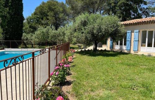 Trans-en-Provence Casa | Villa "belles feuilles" avec piscine et tennis
