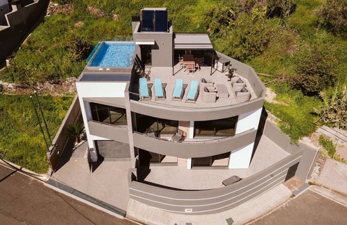 Ponta do Sol Casa | Villa Belmonte by Lovelystay