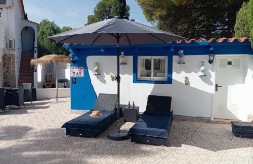 La Colina Casa | Villa Benucia family guest house