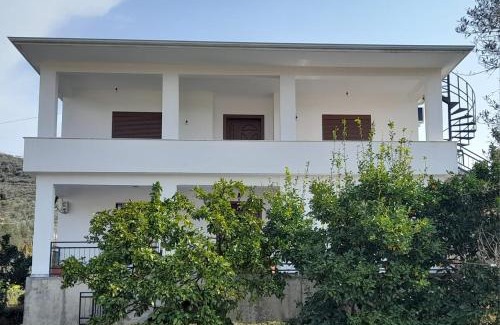 Berat Apartamento | Villa Besart