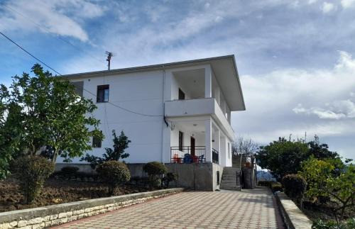 Berat Apartamento | Villa Besart