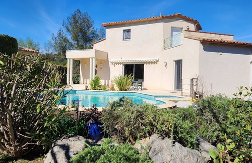 Saint-Gely-du-Fesc Villa | Villa entre mar y monte bajo tranquila con gran piscina
