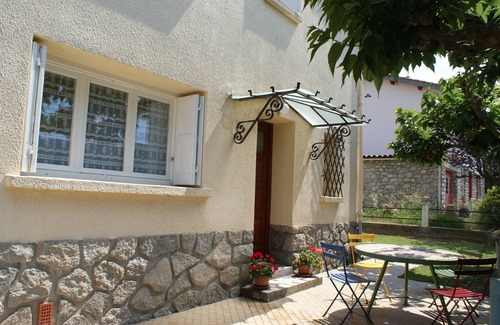 Prades Casa | Villa independiente en Prades 66500 La casa está ubicada en 11 chemin St Jean