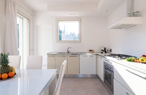 Misano Adriatico Villa | Villa Bianca 10, Emma Villas