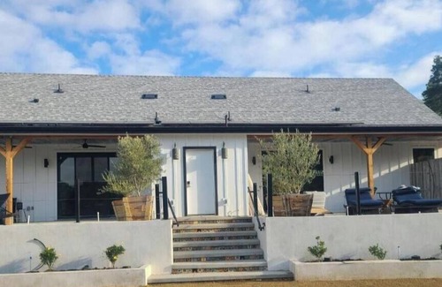 Temecula Apartamento | Villa Blanc, Private Individual Suite @ Hidden Hacienda