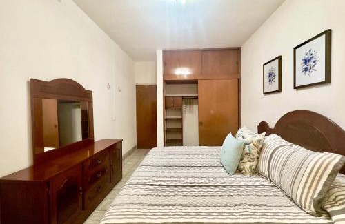 Guadalajara Municipality Casa | Villa by Centro Medico Occidente 3 br