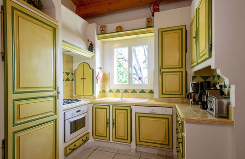 Saint-Maurice-dʼArdeche Villa | Villa-Confortable-Baño privado con bañera-Vista a la Piscina