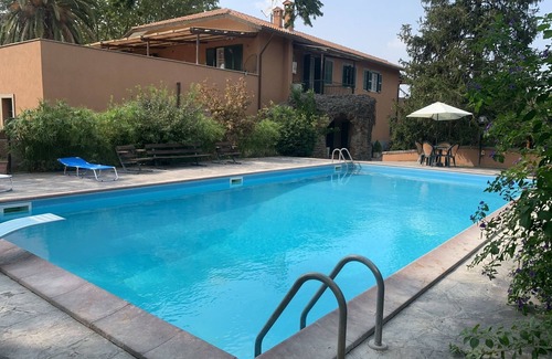 Ciampino Villa | Villa Capri Bernabei, Domus Romana with private swimmingpool