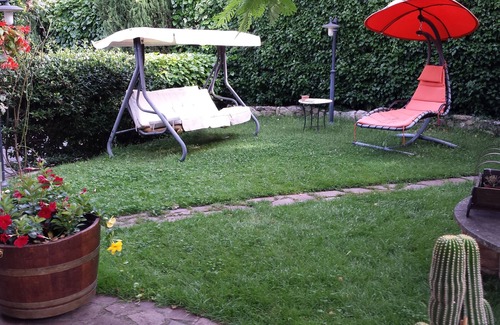 Vescovado Villa | Villa Carla in Murlo, 300sqm detached villa with garden veranda and swimming pool.