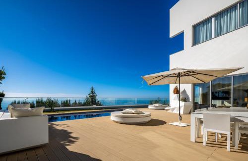 Garajau Villa | Villa Carlota by Holiday Rental Madeira