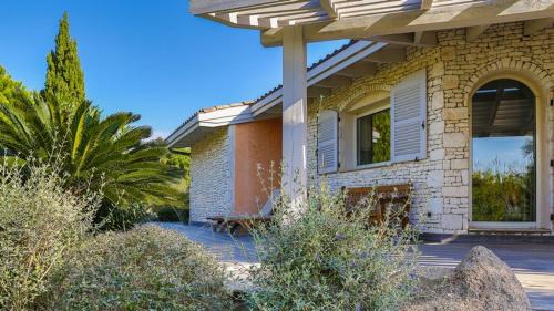 Bonifacio Casa | Villa Cartarana