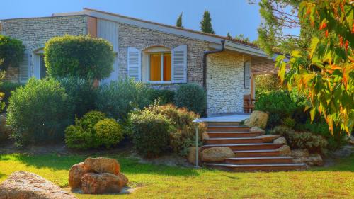 Bonifacio Casa | Villa Cartarana