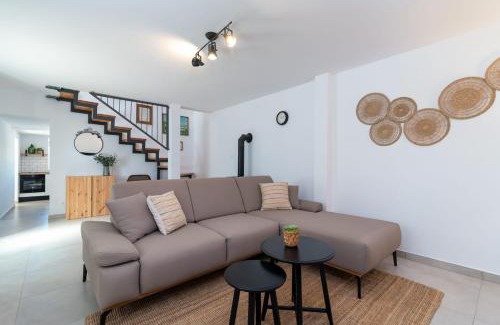 Ljubitovica Villa | Villa Celtis with heated pool