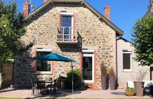 Pleneuf-Val-Andre Cama Y Desayuno | Villa "Chalet André" - 3 chambres - 6 personnes