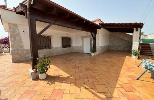 San Pietro in Bevagna Villa | Villa Chidro Riva