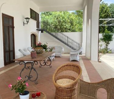 Salice Salentino Cama Y Desayuno | Villa Clori