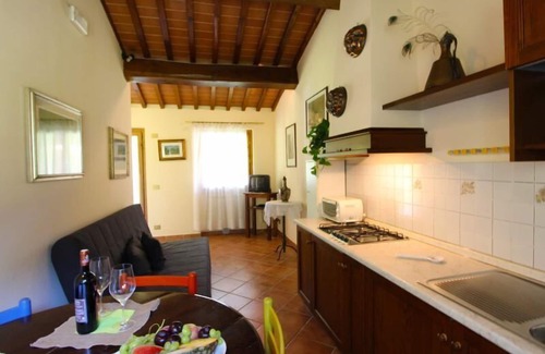 Castelfranco Piandisco Villa | Villa le Balze Castelfranco di Sopra Toscana