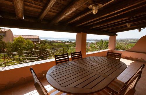 Villaggio Piras Villa | VILLA CON MAGNIFICO TERRAZZO IUN P6868