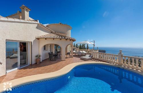 Cumbre del Sol Villa | Villa Costa del Cielo by Abahana Villas