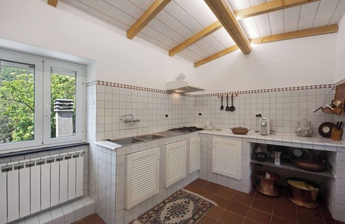 Semorile Villa | Villa 'Cottage con Vista al Mar' cerca del mar con jardín