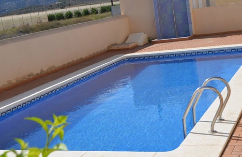 Los Nietos Apartamento | Gran ático con terraza, piscina comunitaria, vistas al mar.