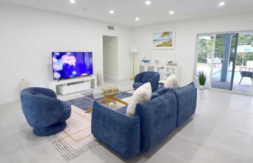 Golden Glades Villa | Villa Cristina in Miami