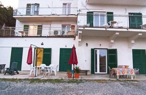 Chiavari Apartamento | Villa Daria a 2 Km dal mare golfo del Tigullio
