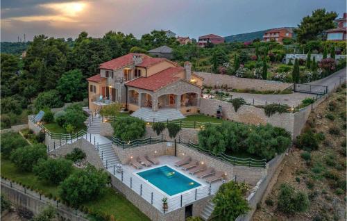 Palit Casa | Villa David