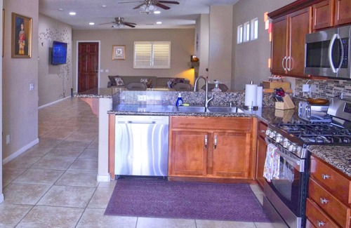 Desert Hot Springs Villa | Al otro lado de la calle de lo común.