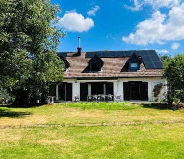 Malmedy Cama Y Desayuno | Villa de charme chez Malika & Max