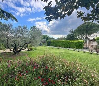 Eygalieres Casa | VILLA DE LA ROQUE