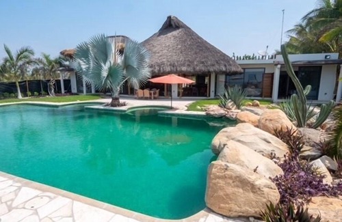 Santa María Colotepec Villa | Villa De Las Rocas, Villa de las Rocas - Luxury Rental, Puerto Escondido