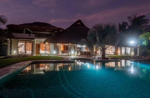 Barra de Colotepec Villa | Villa De Las Rocas