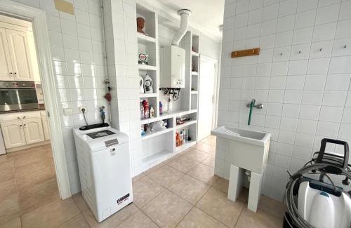 L'Albufereta Villa | Villa de lujo al lado del mar, piscina, garaje wifi, AACC