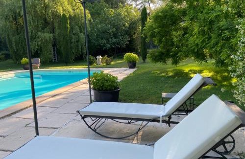 Valbonne Cama Y Desayuno | Villa de Miha