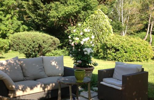 Valbonne Cama Y Desayuno | Villa de Miha