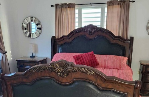 Coto Casa | Villa Del Carmen Spectacular Vacation Home 5 min from the beach and Golf Course!