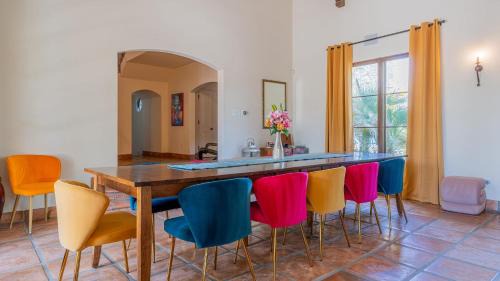 Bermuda Dunes Villa | Villa del Gallo by AvantStay Luxury Group Retreat Pool Putting Green