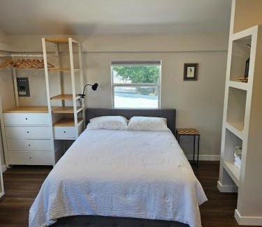 Meadowlawn Apartamento | Villa del Sol St Pete The Loft