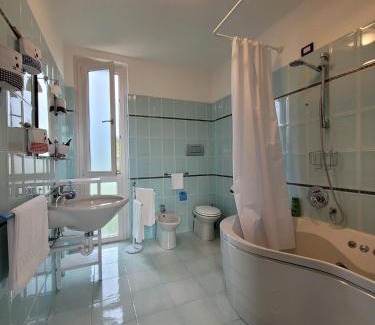 Capitana Casa | Villa delle Gazanie -Camera in villa -Vista panoramica sul Golfo