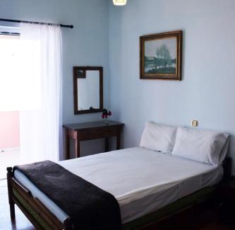 Notos Casa | Villa Diana Beachfront Vacation Home