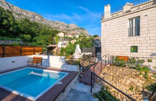 Tucepi Casa | Villa Didovina mit Pool und Meerblick