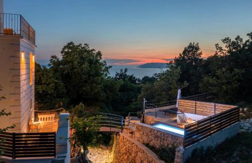 Tucepi Casa | Villa Didovina mit Pool und Meerblick