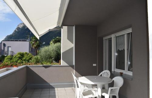 Riva del Garda Apartamento | Villa Dina