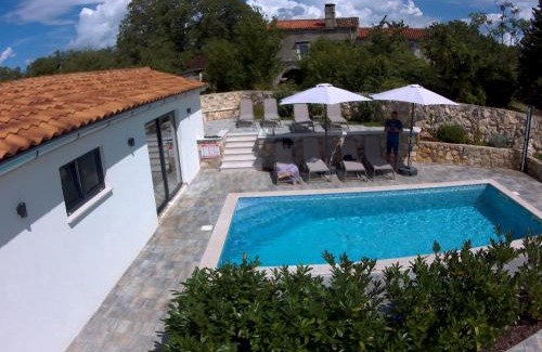 Pinezici Casa | Villa Diny with Pool