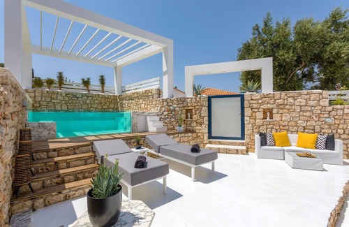 Korithi Villa | Villa Dion Retreat by Villa Plus