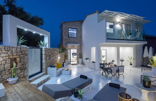 Korithi Villa | Villa Dion Retreat by Villa Plus