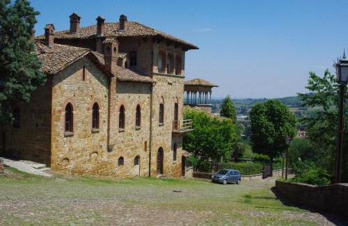 Castell'Arquato Cama Y Desayuno | Villa Dircea